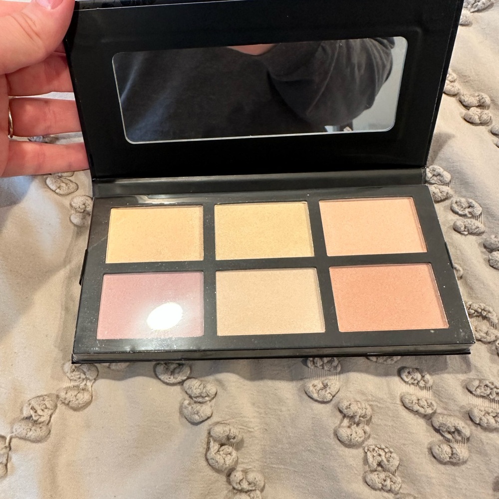 Tahari Black Floral Highlighter Collection - Picture 4 of 6
